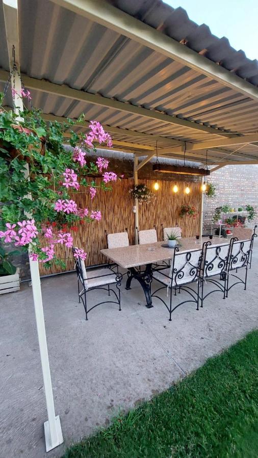 Guest House A'Storia Ruma község Kültér fotó