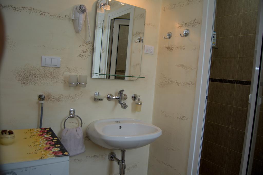 Guest House A'Storia Ruma község Kültér fotó